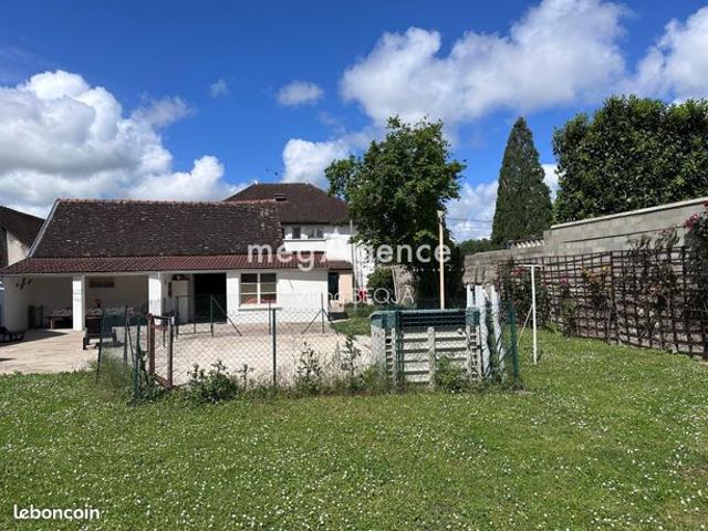 Maison 8 pièces 208 m²