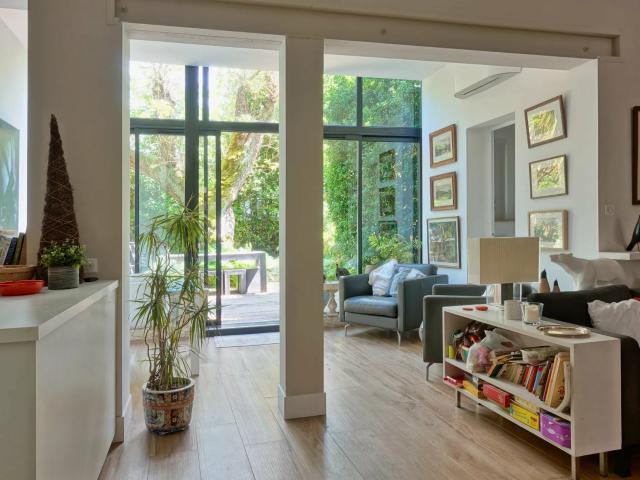 Maison 8 pièces 208 m²