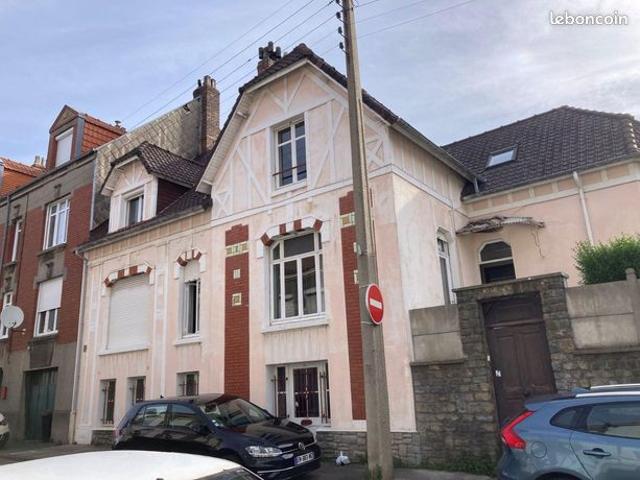 Maison 8 pièces 209 m²