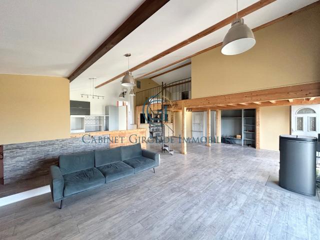 Maison 8 pièces 209 m²