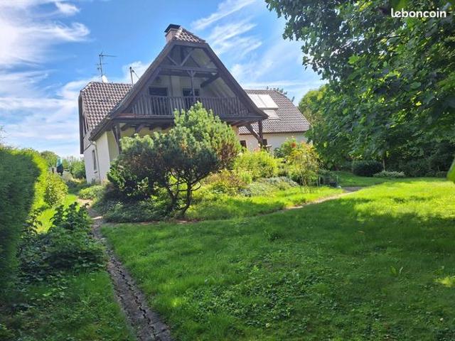 Maison 8 pièces 209 m²