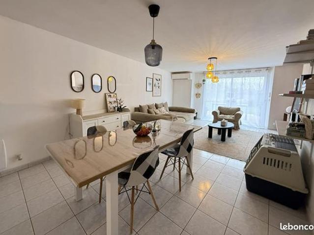 Maison 8 pièces 209 m²
