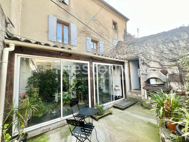 Maison 8 pièces 209 m²