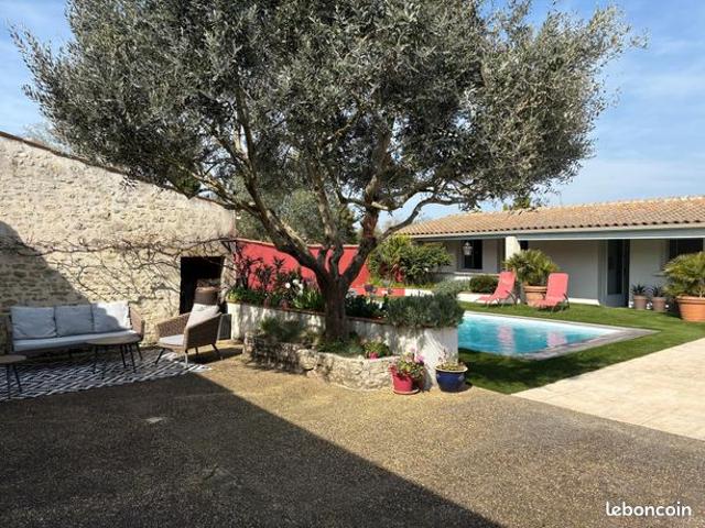 Maison 8 pièces 209 m²
