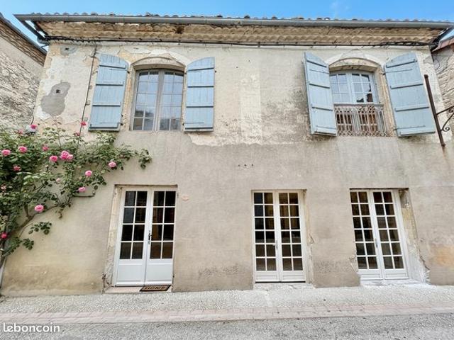 Maison 8 pièces 209 m²