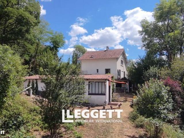 Maison 8 pièces 209 m²