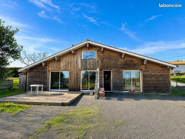 Maison 8 pièces 209 m²