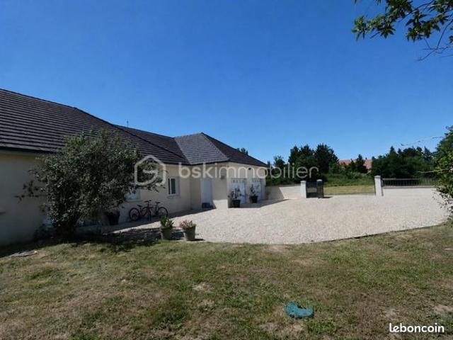 Maison 8 pièces 209 m²