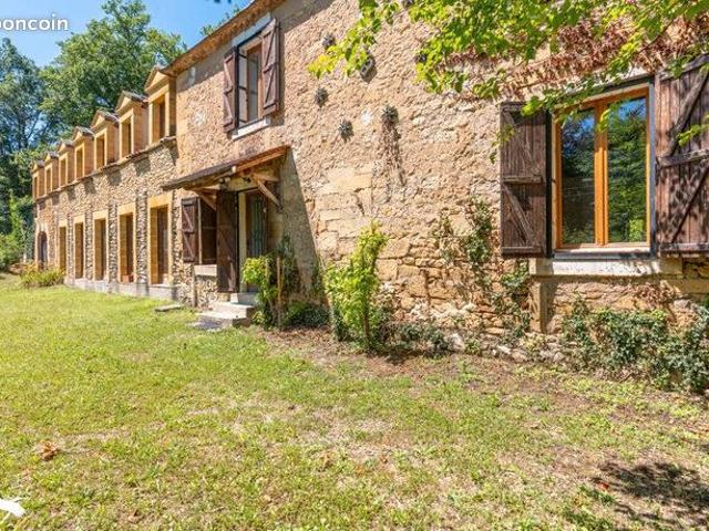 Maison 8 pièces 209 m²
