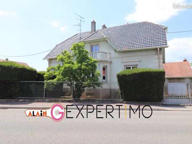 Maison 8 pièces 200 m²