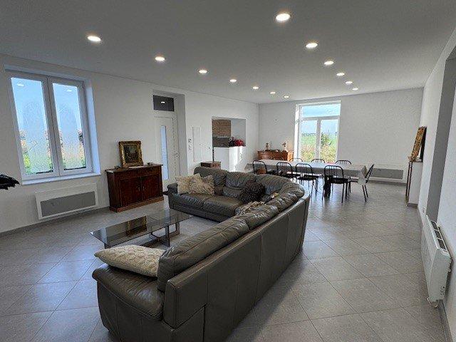Maison 8 pièces 200 m²