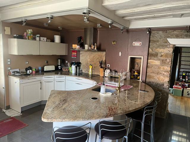Maison 8 pièces 200 m²