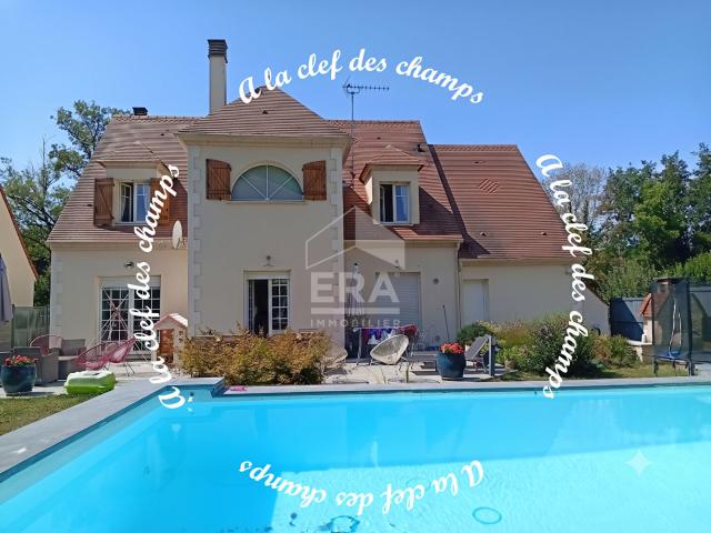 Maison 8 pièces 200 m²