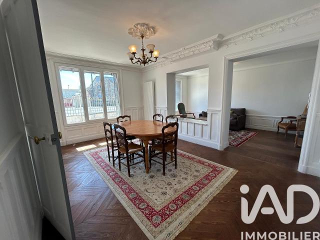 Maison 8 pièces 200 m²