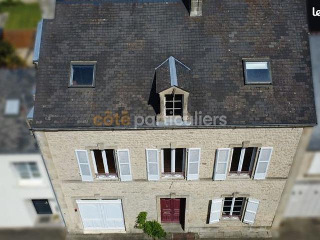 Maison 8 pièces 200 m²
