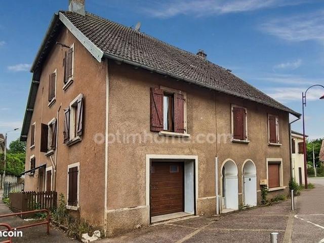 Maison 8 pièces 200 m²
