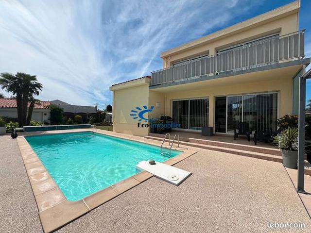Maison 8 pièces 200 m²