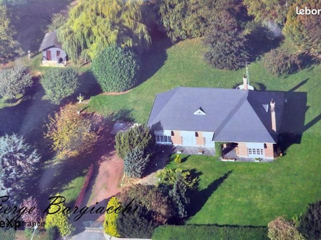 Propriété 8 pièces 200 m²