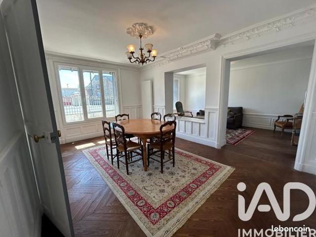 Maison 8 pièces 200 m²