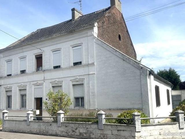 Maison 8 pièces 200 m²