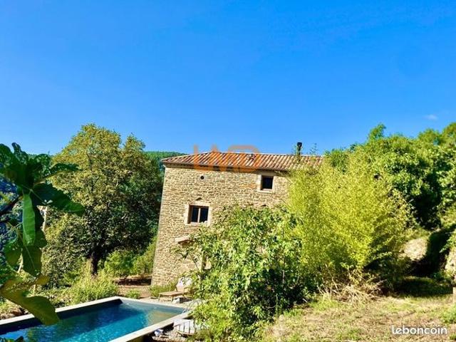 Maison 8 pièces 200 m²