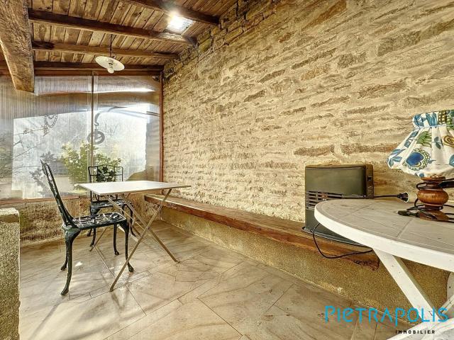 Maison 8 pièces 200 m²