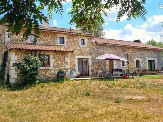 Maison 8 pièces 200 m²