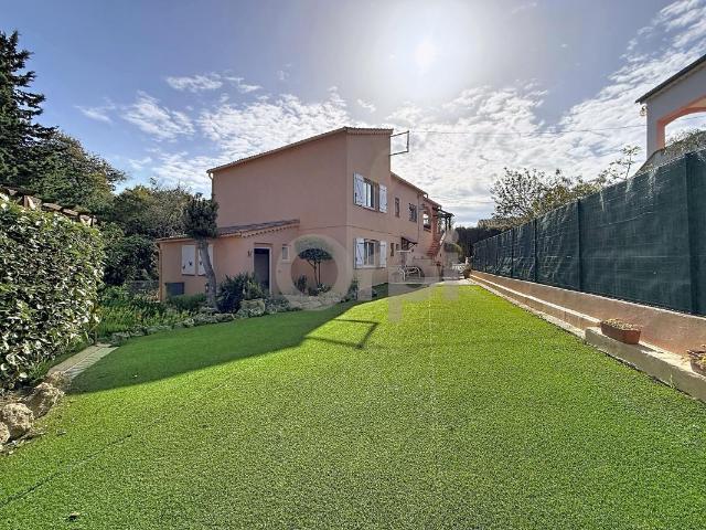 Maison 8 pièces 200 m²