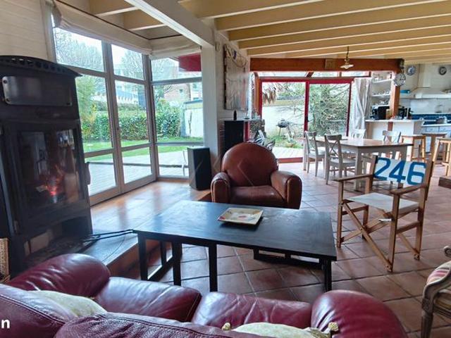 Maison 8 pièces 200 m²