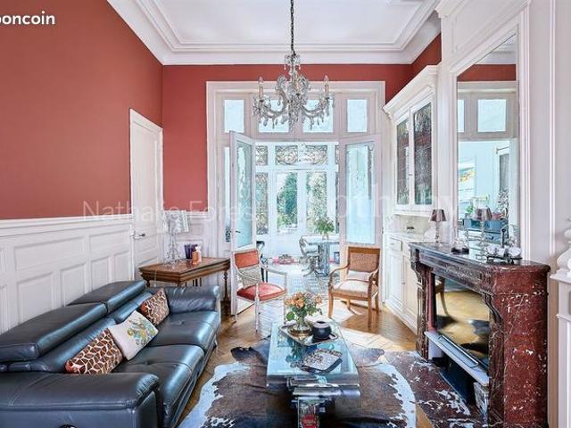 Maison 8 pièces 200 m²