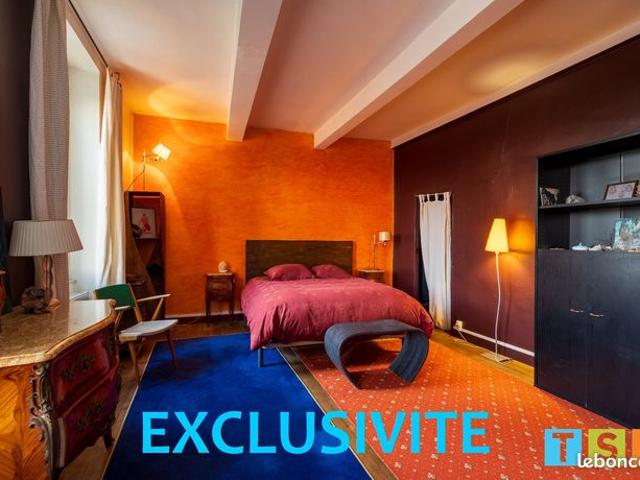 Maison 8 pièces 200 m²