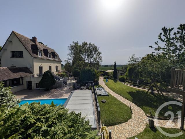 Maison 8 pièces 200 m²