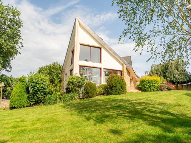 Maison 8 pièces 200 m²
