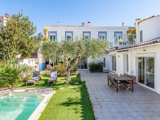 Maison 8 pièces 200 m²