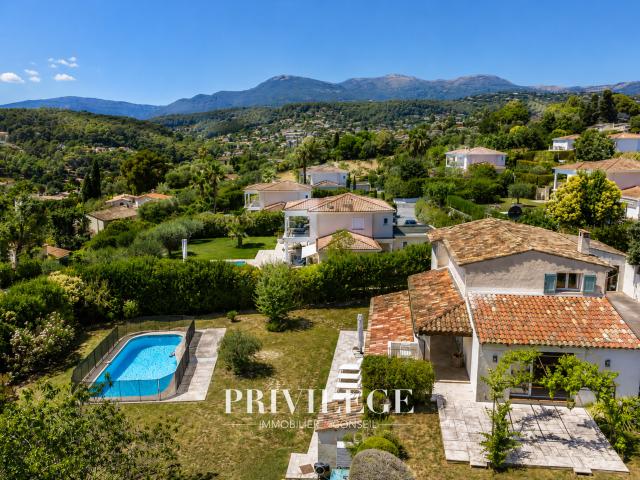 Maison 8 pièces 200 m²
