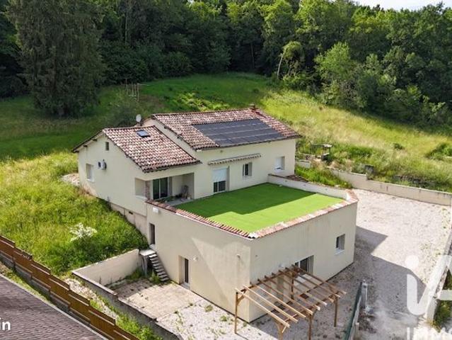 Maison 8 pièces 200 m²