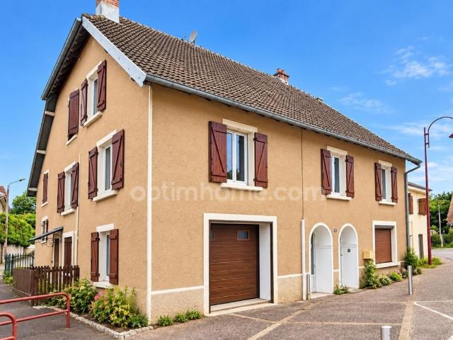 Maison 8 pièces 200 m²