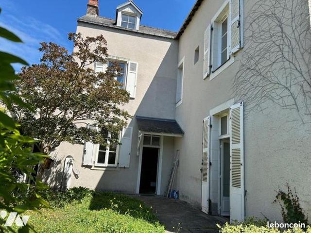 Maison 8 pièces 200 m²