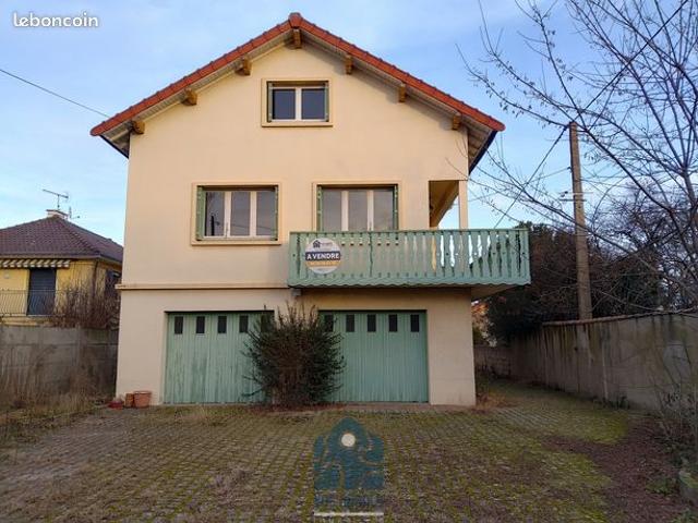 Maison 8 pièces 200 m²
