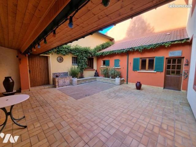 Maison 8 pièces 200 m²