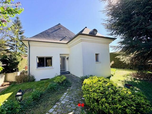 Maison 8 pièces 200 m²