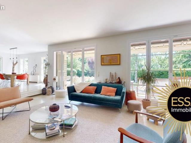 Maison 8 pièces 200 m²