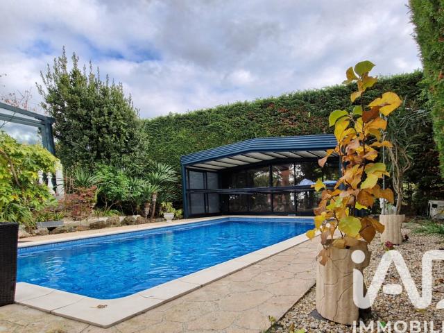 Maison 8 pièces 200 m²