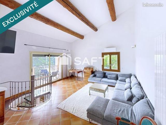 Maison 8 pièces 200 m²