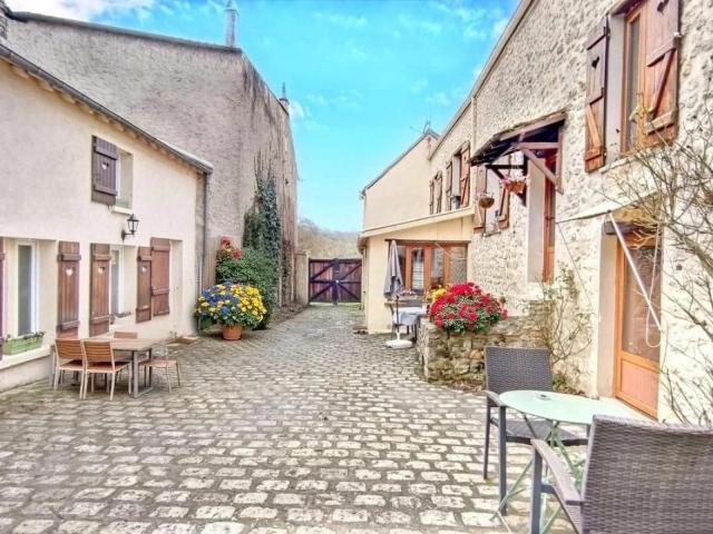 Maison 8 pièces 200 m²