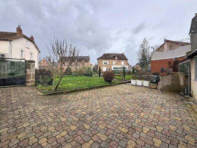 Maison 8 pièces 200 m²