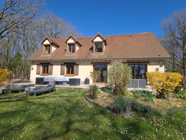 Maison 8 pièces 200 m²