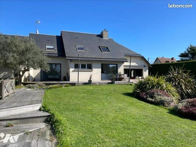 Maison 8 pièces 200 m²
