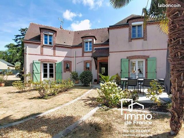 Maison 8 pièces 200 m²