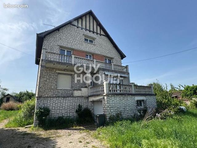 Maison 8 pièces 200 m²
